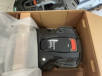 2025 husqvarna 305 robotmaaier 600m2 - afbeelding 1 van  4