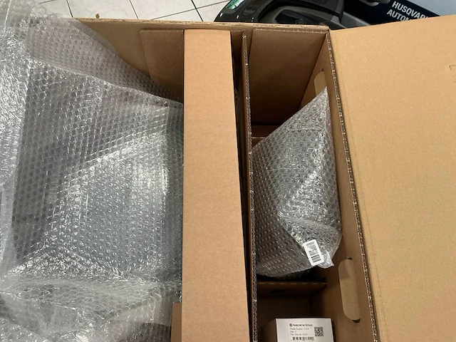 2025 husqvarna 310robot grasmaaier 1000m2 - afbeelding 3 van  5