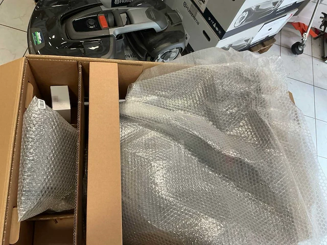 2025 husqvarna 315 robotmaaier 1500m2 - afbeelding 2 van  4