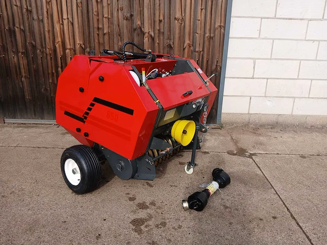 2025 mrbo850 balenpers voor minitractor - afbeelding 2 van  7