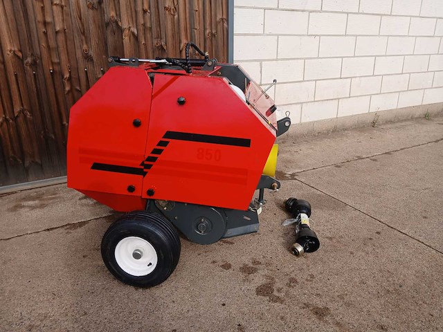 2025 mrbo850 balenpers voor minitractor - afbeelding 3 van  7