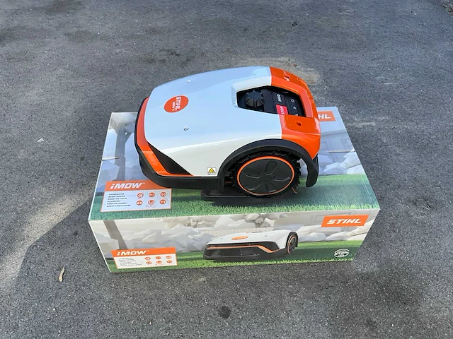 2025 stihl imow 4 robotmaaier - afbeelding 7 van  14