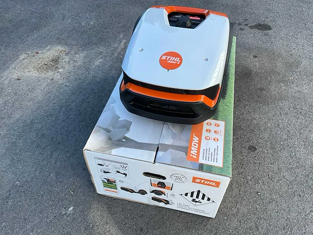 2025 stihl imow 4 robotmaaier - afbeelding 12 van  14