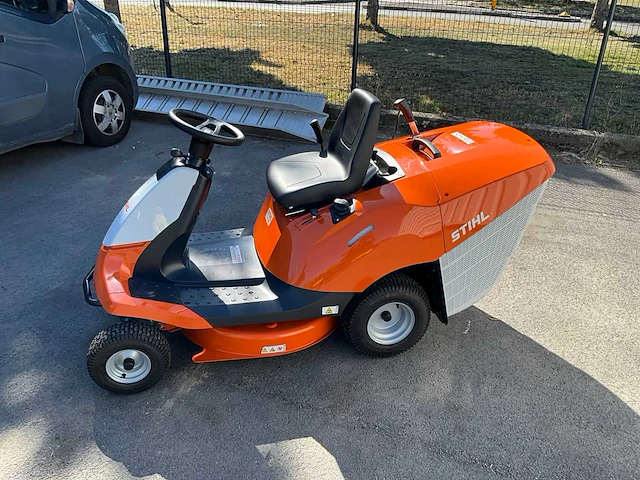 2025 stihl rt4082 zitmaaier - afbeelding 8 van  14