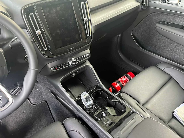 2025 volvo xc40 b3 plus dark - 44km - afbeelding 14 van  24