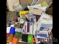 205 stuks huishoudelijke artikelen gemengde huishoudelijke artikelen - afbeelding 3 van  11
