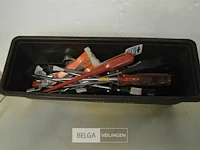 ±20div schroevendraaiers+ sleutel - afbeelding 1 van  3