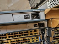 20x cisco catalyst 3750g poe 48p + 2x cisco 2800 series router - afbeelding 2 van  3