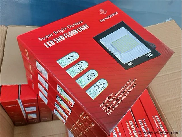 20x ongebruikt 30w led smd floodlight - afbeelding 11 van  11