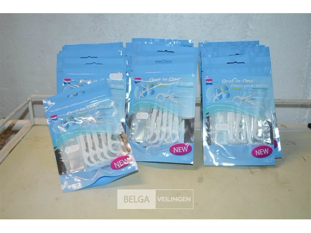 ±20x oral-in-one floss-pick-brush - afbeelding 1 van  2