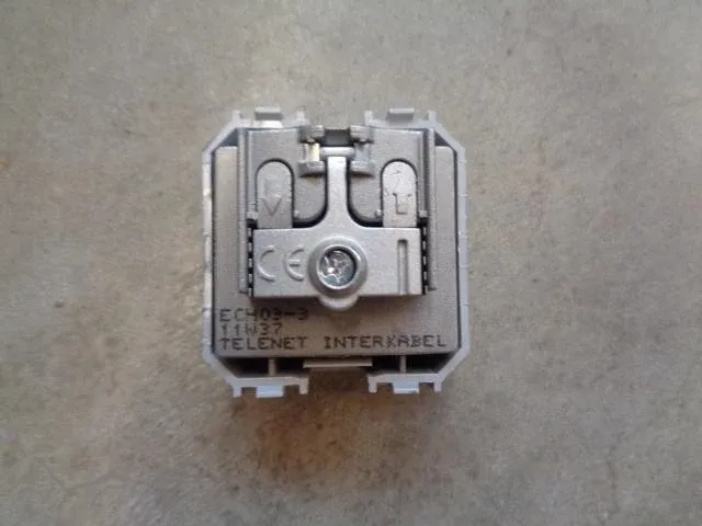 20x stopcontact radio/tv bticino - afbeelding 2 van  3
