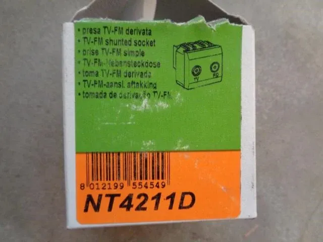 20x stopcontact radio/tv bticino - afbeelding 3 van  3