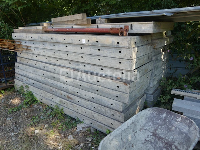 21 bekisting panelen - afbeelding 1 van  6