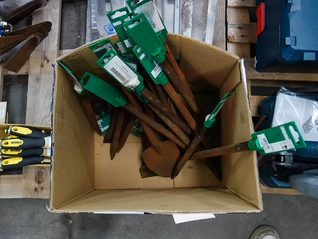 21 diverse beitels hikoki - afbeelding 1 van  1