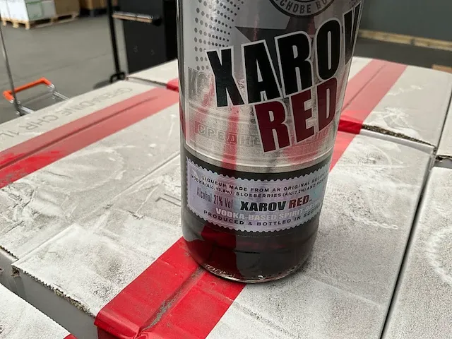 21 flessen vodka xarov red - afbeelding 2 van  6