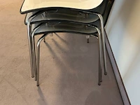 21 stoelen - afbeelding 4 van  5