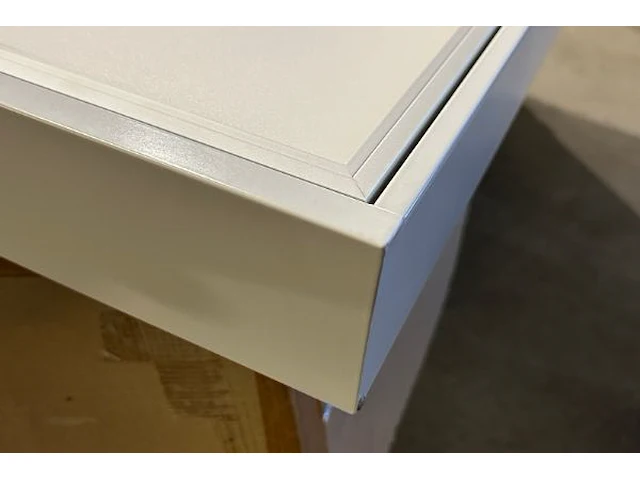 21 verlichtingspanelen voor tegelplafond - afbeelding 2 van  5