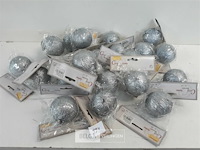21 x kerstbal pvc zilver met glitters 6 cm - afbeelding 2 van  3