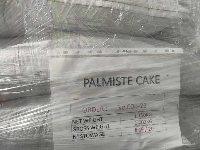 21.555 kg (bruto) – 20.700 kg (netto) palmpitkoek (torta de palmista) – scarpetta - afbeelding 5 van  8