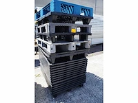21x 80x120 plastic palletten - afbeelding 1 van  2
