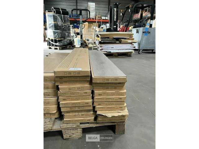 21x vinyl forbo vloer donker grenen - afbeelding 1 van  6