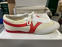 22 - indoor schoenen / taekwondo wit/zwart wit/rood (9st) - afbeelding 2 van  2