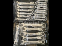 22 delige flexibele ringratel-steeksleutel set 6-32mm - afbeelding 1 van  7