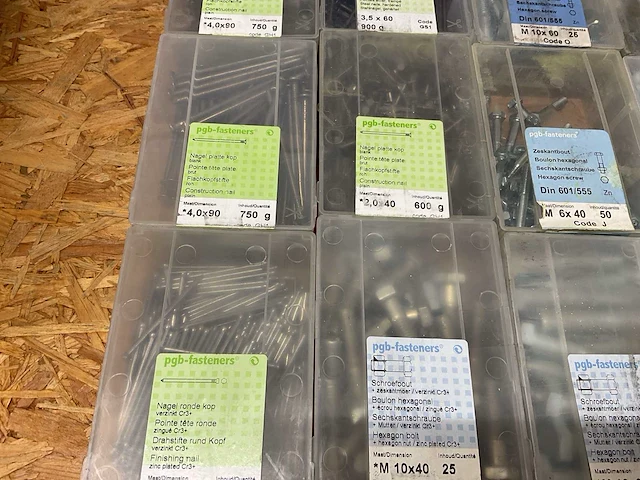 22 dozen nagels; zeskantbouten; schroefbout; stalen nagels - afbeelding 2 van  6