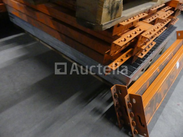 22 metalen rekgeleiders - afbeelding 1 van  2