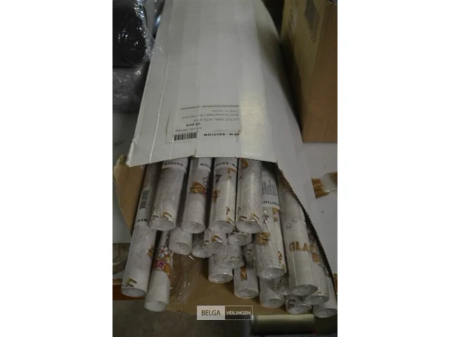 22 rollen inpakpapier - afbeelding 1 van  2
