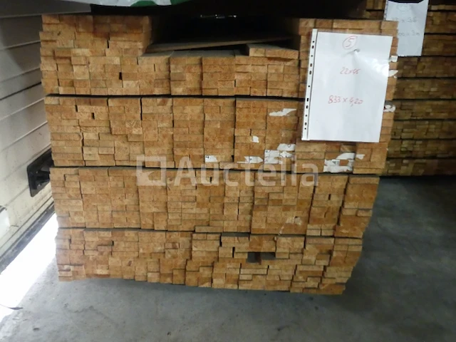 220 spar latten - afbeelding 1 van  2