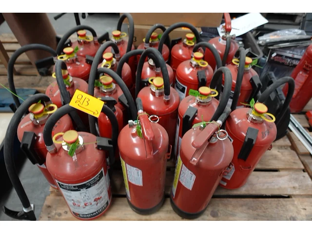 22x brandblusser - afbeelding 1 van  3