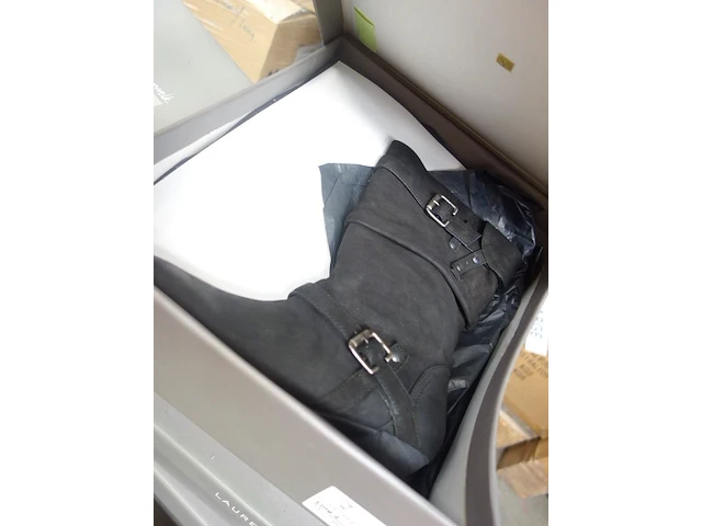 22x diverse schoenen - afbeelding 4 van  4