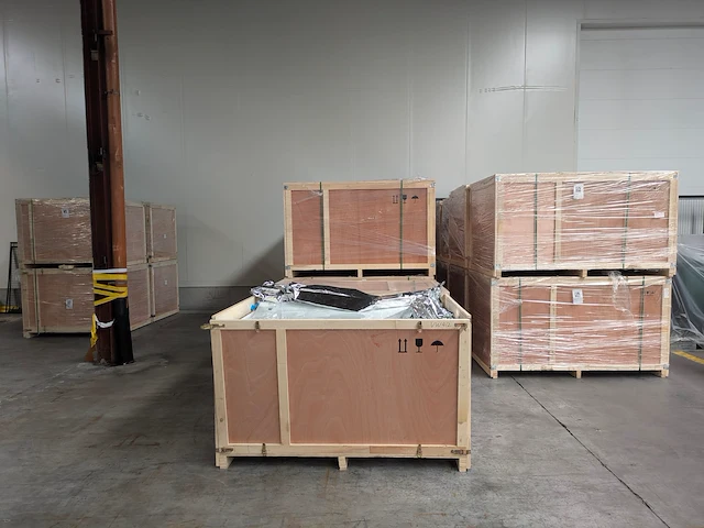 22x grote kist + 88x pallet pdlc white 0.38 - afbeelding 6 van  21