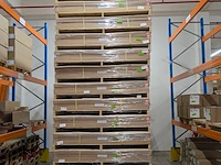 22x grote kist + 88x pallet pdlc white 0.38 - afbeelding 1 van  21