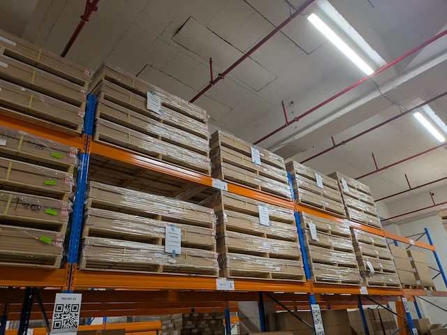 22x grote kist + 88x pallet pdlc white 0.38 - afbeelding 15 van  21