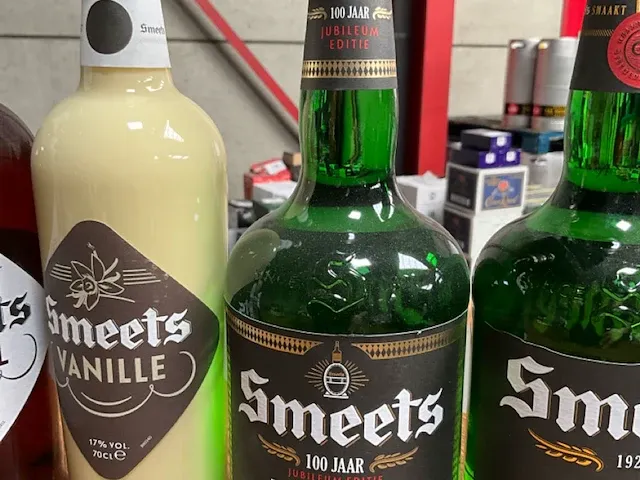 23 diverse jenevers smeets - afbeelding 3 van  6