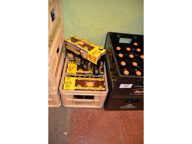 23 fl. palm 25cl, 38 fl. gentse strop blond 33cl, 64 fl. grimbergen dubbel 33cl, 32 fl. grimbergen blond 33cl, 40 fl. kasteelbier tripple 33cl, 72 fl. kasteelbier rouge 33cl, 23 fl. maredsous bruin 33cl - afbeelding 7 van  10
