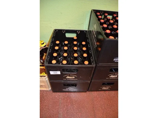 23 fl. palm 25cl, 38 fl. gentse strop blond 33cl, 64 fl. grimbergen dubbel 33cl, 32 fl. grimbergen blond 33cl, 40 fl. kasteelbier tripple 33cl, 72 fl. kasteelbier rouge 33cl, 23 fl. maredsous bruin 33cl - afbeelding 8 van  10