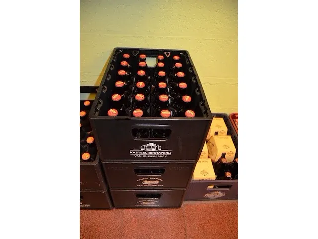 23 fl. palm 25cl, 38 fl. gentse strop blond 33cl, 64 fl. grimbergen dubbel 33cl, 32 fl. grimbergen blond 33cl, 40 fl. kasteelbier tripple 33cl, 72 fl. kasteelbier rouge 33cl, 23 fl. maredsous bruin 33cl - afbeelding 9 van  10