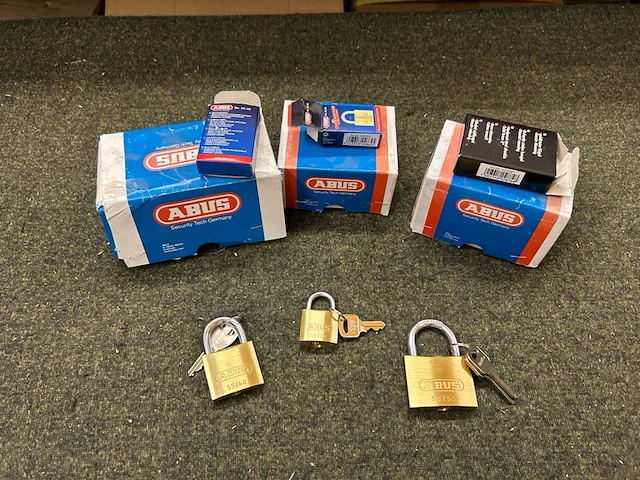 23 hangsloten abus - afbeelding 1 van  5