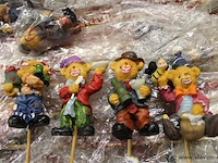23 mooie decoratie beertjes op een stick - afbeelding 1 van  2