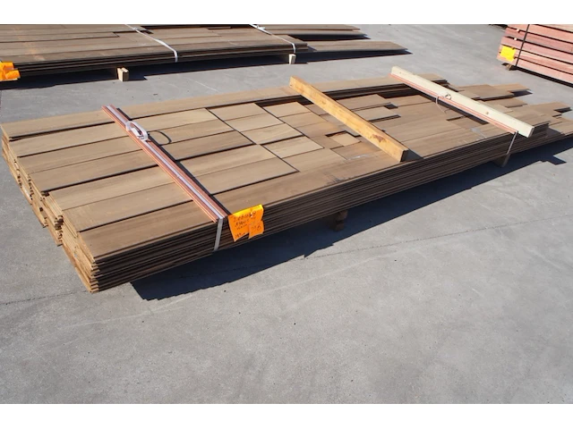 23,24 m² ayous thermo planchetten - afbeelding 1 van  4
