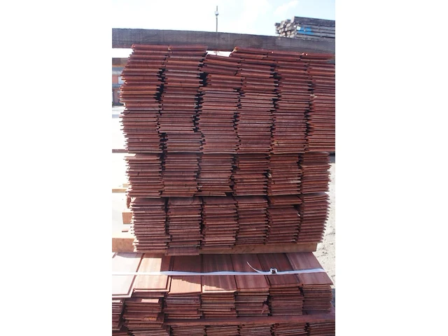 23,24 m² padouk planchetten - afbeelding 4 van  4