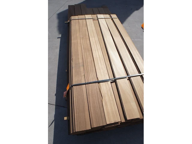 23,29 m² ayous thermo gevelbekleding - afbeelding 4 van  5