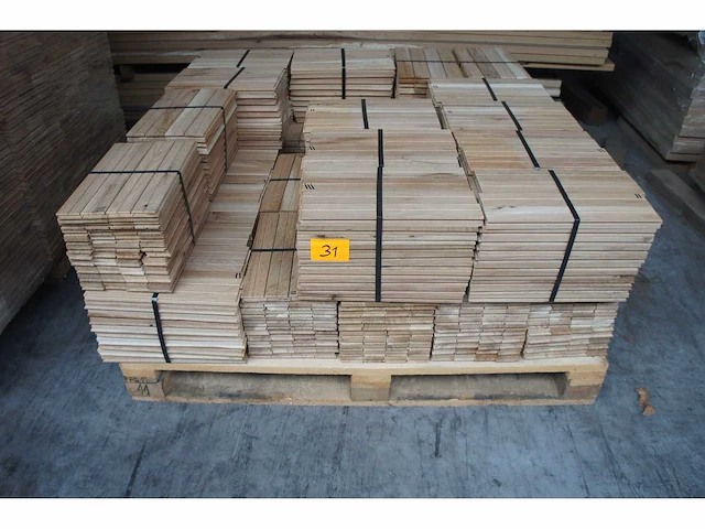 23,30 m² massief eiken visgraatparket 21mm - afbeelding 4 van  6