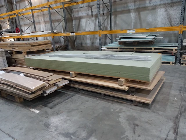 23x groene mdf platen - afbeelding 1 van  3