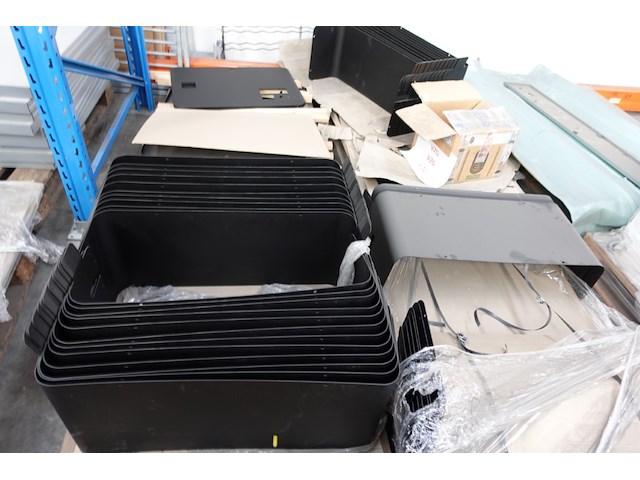 23x pallet metalen onderdelen laadpaalproductie - afbeelding 2 van  15