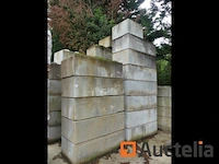 24 betonblokken stapelbare 'legobloc type' - afbeelding 1 van  7