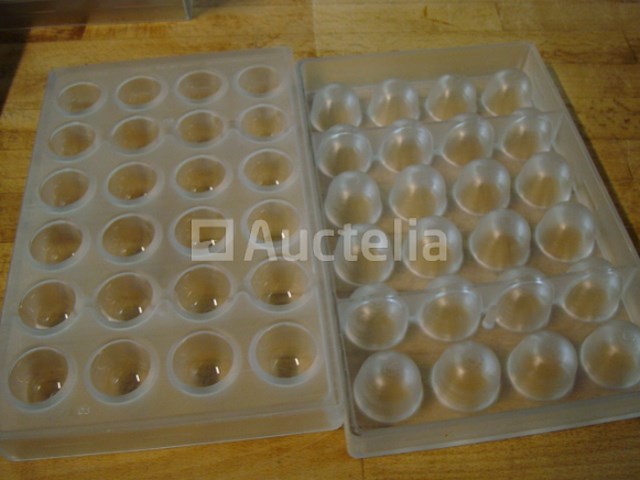 24 chocoma2 pralinévormen - afbeelding 7 van  8